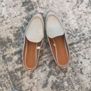 Target Universal Thread Size 6 1/2 Shoes